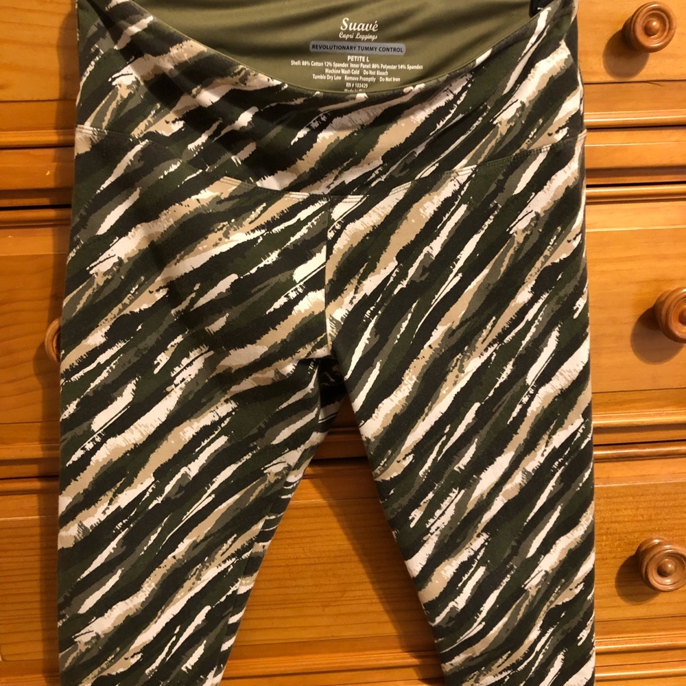 Capri leggings, tummy control, petite large